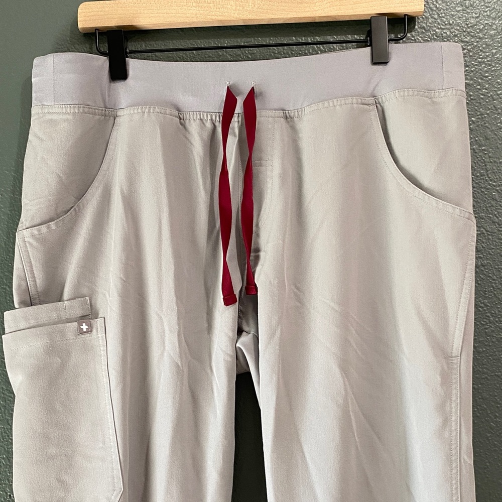 FIGS Large Gray with Pink Drawstring Pants, Style T21004 Kade Cargo Scrubs - Picture 2 of 9
